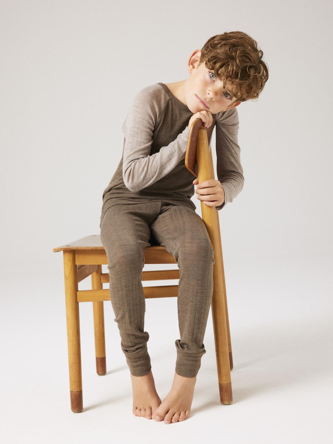 model_shot-creative